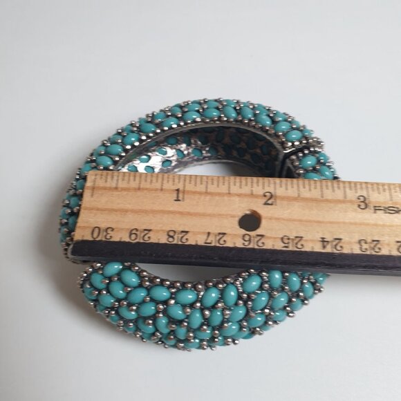 Style Hinged Silver Bracelet With Faux Turquoise Beads Magnetic Clam Closure - Picture 6 of 8